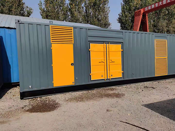 科尔沁左翼中300kw 柴油发电机组用多大的空气开关？